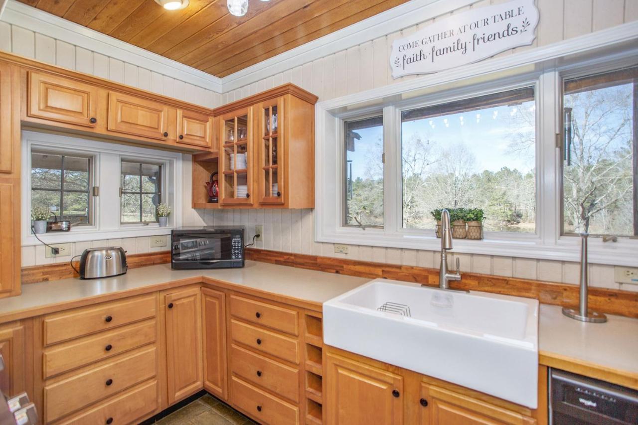 Refuge Ranch Retreat Log Cabin Lake 53+ Acres Locust Grove Εξωτερικό φωτογραφία
