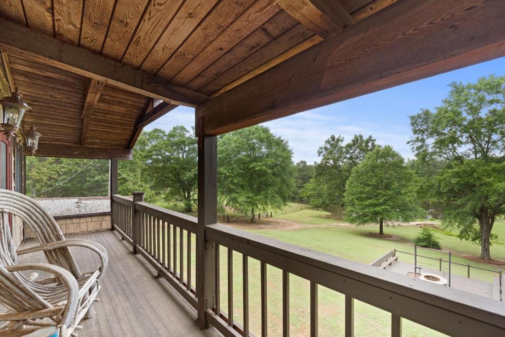 Refuge Ranch Retreat Log Cabin Lake 53+ Acres Locust Grove Εξωτερικό φωτογραφία